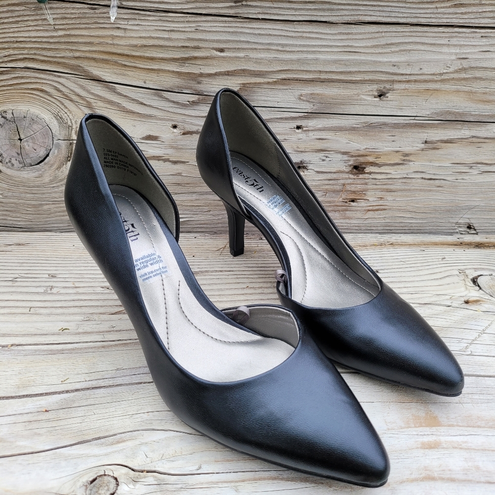 East 5th Black Pointy High Heels Size 7.5